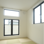 【防火地域の木造3階建て住宅】敷地13.41坪｜延床26.67坪！<br>建物の間口2ｍ62cm！奥様ご希望の対面式キッチンも実現