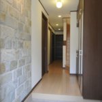 【狭小３階建て】敷地19.82坪｜延床39.04坪！<br>石とタイルの２トーンで高級感溢れる家