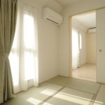 【狭小・変型敷地の３階建て住宅】敷地21.64坪｜延床32.43坪！<br>工夫を凝らした畳使いでくつろぎの空間に