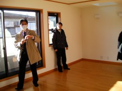 tm_SANY0207