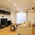 【混構造の家】敷地10.59坪｜延床24.49坪！<br>約10坪の敷地で１階ガレージ。解決策は１階に鉄骨、２～３階が木造の混構造