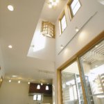 【木造５層住宅を実現】敷地24.22坪｜延床57.48坪！<br>間口が狭く、奥行きが深い。木造吹抜け付きの地下室、1〜3階、屋上の5層住宅