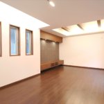 【３階建て狭小住宅】敷地40.65坪｜延床23.42坪！<br>旗竿地でも光あふれる開放的な空間を実現。鉄骨階段と飾り梁が魅力