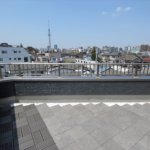 【屋上付き二世帯住宅】敷地36.25坪｜延床82.81坪！<br>変形地でも『鉄骨造並み』の広い間口で車3台が置けるビルトインガレージ