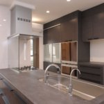 【ロフト付き二世帯住宅】敷地81.61坪｜延床84.01坪！<br>吹き抜けで開放的なリビングが特徴。将来の二世帯を考えた工夫満載