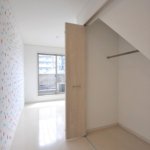 【屋上付き3階建て住宅】敷地27.90坪｜延床49.34坪！<br>パントリーから趣味のスペースまで造作の稼動棚で空間をうまく使った住宅