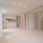 【屋上付き3階建て住宅】敷地27.90坪｜延床49.34坪！<br>パントリーから趣味のスペースまで造作の稼動棚で空間をうまく使った住宅