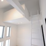 【屋上と屋根裏収納】敷地34.98坪｜延床35.19坪！<br>2階の上空間を上手に使った白黒のコントラストがスタイリッシュな注文住宅