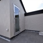 【屋上と屋根裏収納】敷地34.98坪｜延床35.19坪！<br>2階の上空間を上手に使った白黒のコントラストがスタイリッシュな注文住宅