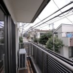【屋上付き3階建て住宅】敷地27.90坪｜延床49.34坪！<br>パントリーから趣味のスペースまで造作の稼動棚で空間をうまく使った住宅