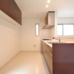 【屋上と屋根裏収納】敷地34.98坪｜延床35.19坪！<br>2階の上空間を上手に使った白黒のコントラストがスタイリッシュな注文住宅