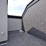 【屋上と屋根裏収納】敷地34.98坪｜延床35.19坪！<br>2階の上空間を上手に使った白黒のコントラストがスタイリッシュな注文住宅