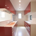 【屋上付き3階建て住宅】敷地27.90坪｜延床49.34坪！<br>パントリーから趣味のスペースまで造作の稼動棚で空間をうまく使った住宅