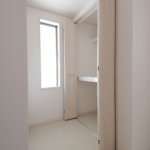 【屋上付き3階建て住宅】敷地27.90坪｜延床49.34坪！<br>パントリーから趣味のスペースまで造作の稼動棚で空間をうまく使った住宅