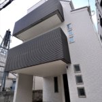 【屋上付き3階建て住宅】敷地27.90坪｜延床49.34坪！<br>パントリーから趣味のスペースまで造作の稼動棚で空間をうまく使った住宅
