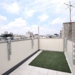 【屋上付き3階建て住宅】敷地27.90坪｜延床49.34坪！<br>パントリーから趣味のスペースまで造作の稼動棚で空間をうまく使った住宅