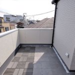 【屋上と屋根裏収納】敷地34.98坪｜延床35.19坪！<br>2階の上空間を上手に使った白黒のコントラストがスタイリッシュな注文住宅