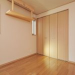 【1階賃貸併用】敷地25.18坪｜延床44.02坪！<br>防音対策バッチリ。キレイな外観が長続きする総タイル張りの3階建て住宅