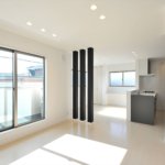 【街道沿い・狭小・屋上】敷地22.1坪｜延床29.9坪！<br>１階で愛車を眺め、屋上で家庭菜園を楽しむ、夫婦夢の注文住宅