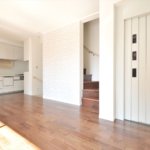 【ホームエレベーター付き住宅】敷地11.34坪｜延床23.54坪！<br>約11坪の土地をめいっぱい活用。光あふれるリビングが魅力な３階建て