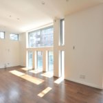 【ホームエレベーター付き住宅】敷地11.34坪｜延床23.54坪！<br>約11坪の土地をめいっぱい活用。光あふれるリビングが魅力な３階建て