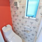 【約15.5畳の屋上付き】敷地24.48坪｜延床32.93坪！<br>外観は美しい白タイルに各部屋使い勝手＆カラーにもこだわる３階建て