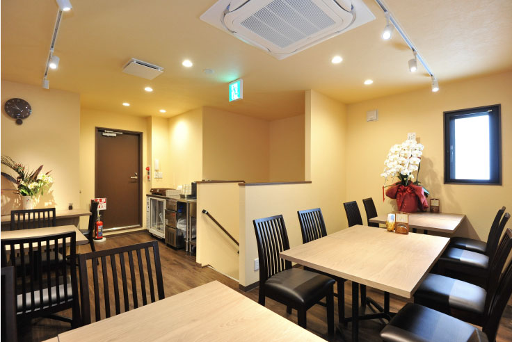 【飲食店併用・4F・屋上・太陽光】敷地29.15坪|延床89.98坪!<br>ホームエレベーター活用多世帯はレストラン&8人家族の住まい