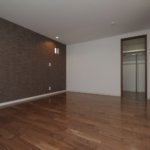 【高級かつスタイリッシュな外観】敷地30.03坪｜延床39.67坪！<br>法規制ギリギリまで広げた３階北側斜線部分は収納スペースに