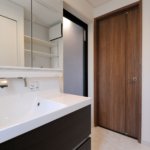【約20坪の二世帯住宅】敷地19.60坪｜延床31.24坪！<br>玄関1つ、水回り2つのコンパクト設計でもこだわりの二世帯住宅