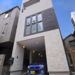 【木造耐火の家】敷地17.33坪｜延床34.35坪！<br>間口が狭くて奥行きがある縦長敷地に狭小３階建て