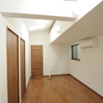 【木造耐火の家】敷地17.33坪｜延床34.35坪！<br>間口が狭くて奥行きがある縦長敷地に狭小３階建て