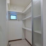 【木造耐火の家】敷地17.33坪｜延床34.35坪！<br>間口が狭くて奥行きがある縦長敷地に狭小３階建て