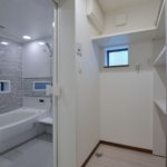 【木造耐火の家】敷地17.33坪｜延床34.35坪！<br>間口が狭くて奥行きがある縦長敷地に狭小３階建て
