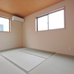 【3階建て屋上付き住宅】敷地31.9坪｜延床40.6坪！<br>「ただいま」が暖かい。家族団らんの工夫が随所に詰まった狭小住宅
