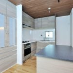 【3階建て屋上付き住宅】敷地31.9坪｜延床40.6坪！<br>「ただいま」が暖かい。家族団らんの工夫が随所に詰まった狭小住宅