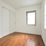 【リノベーション二世帯住宅】敷地34.07坪|延床71.91坪!<br>1階賃貸用店舗・倉庫スペース併用の居住空間が完全に独立した二世帯住宅