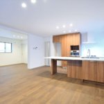 【リノベーション二世帯住宅】敷地34.07坪|延床71.91坪!<br>1階賃貸用店舗・倉庫スペース併用の居住空間が完全に独立した二世帯住宅
