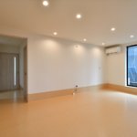 【生活感の無い店舗兼住宅】敷地144.76坪｜延床143.86坪！<br>外観上目を引くかたちを徹底的にこだわりました