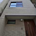 【木造４階建て】敷地10.12坪｜延床27.75坪！<br>限られた敷地に地下と屋上4階の6層住宅