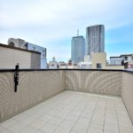 【木造４階建て】敷地10.12坪｜延床27.75坪！<br>限られた敷地に地下と屋上4階の6層住宅