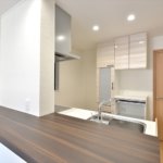 【木造４階建て】敷地10.12坪｜延床27.75坪！<br>限られた敷地に地下と屋上4階の6層住宅