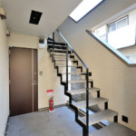 【デザイナーズレジデンス】敷地46坪｜延床93.2坪！<br>室内での快適性、こだわりのキッチンや照明プランニングを実現しました