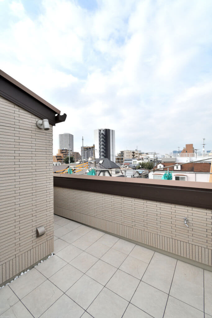 alt=“見出し画像　東京　注文住宅　火災保険”