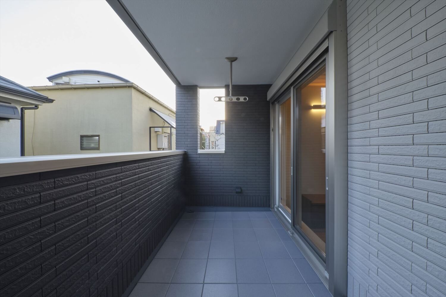 【3階建て2世帯住宅】敷地45坪｜延床56坪<br>木のぬくもりに包まれるお家