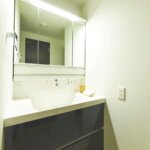 【10㎝も無駄にしない狭小住宅】敷地20.32坪｜延床37.88坪！<br>斜めの壁があるデッドスペースも、居住空間に