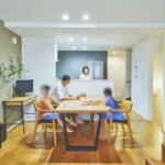 【分離型住宅】敷地21.19坪｜延床42.15坪！<br>祖父母と暮らす屋上つき３階建て
