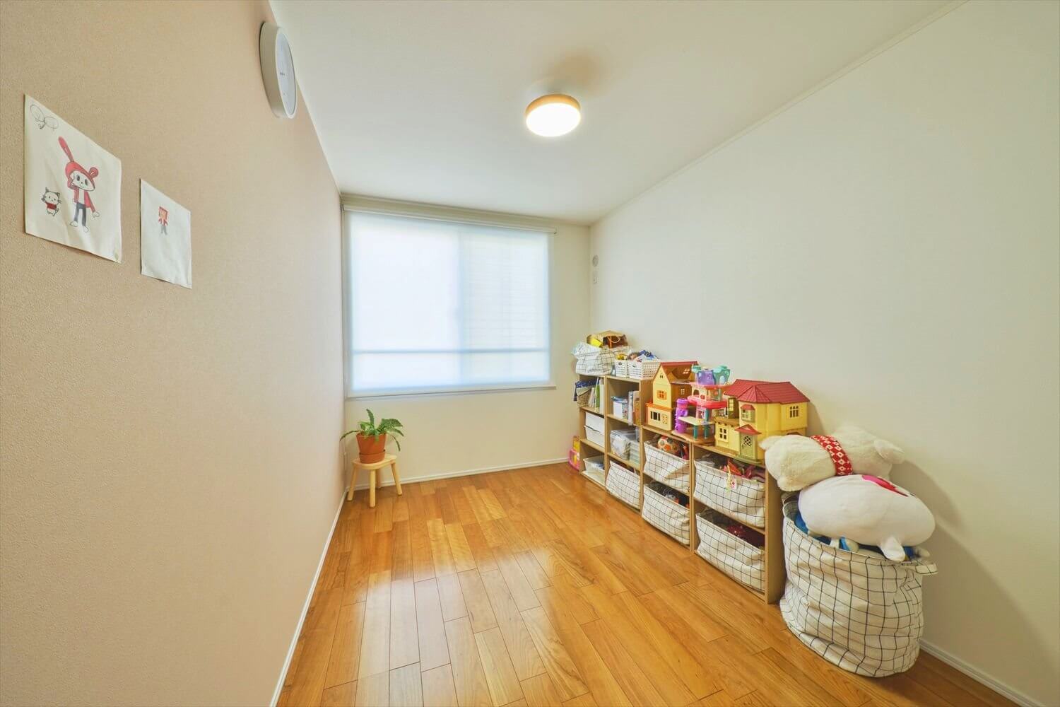 【分離型住宅】敷地21.19坪｜延床42.15坪！<br>祖父母と暮らす屋上つき３階建て