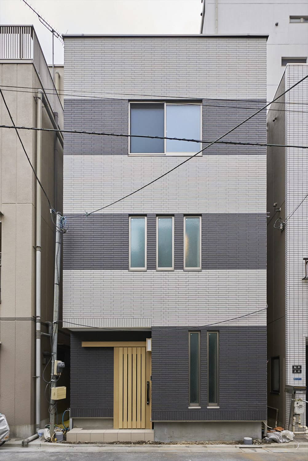 【木造耐火建築】敷地12.16坪｜延床24.76坪！<br>狭小だからこそホームエレベーターを