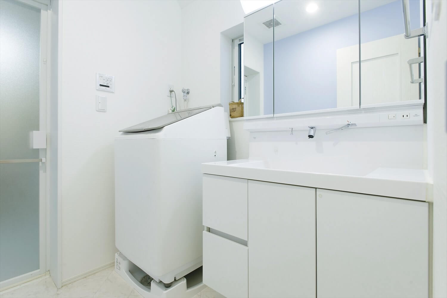 【3階建て狭小住宅】敷地28.7坪｜延床48.4坪！<br>収納力にこだわった二世帯住宅