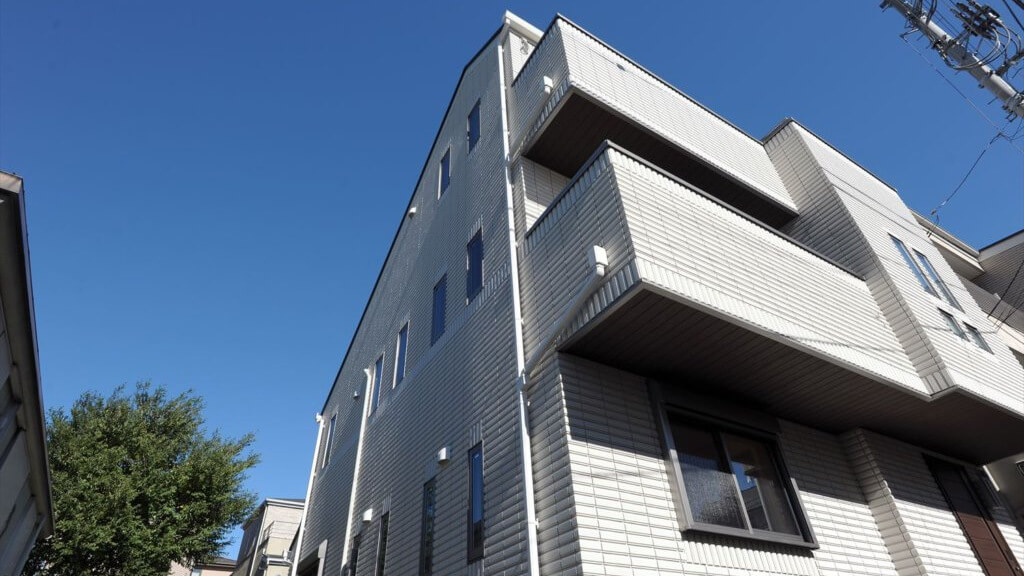 居室にしっかり日が差し込む高級感あふれる外観を持つ住まい